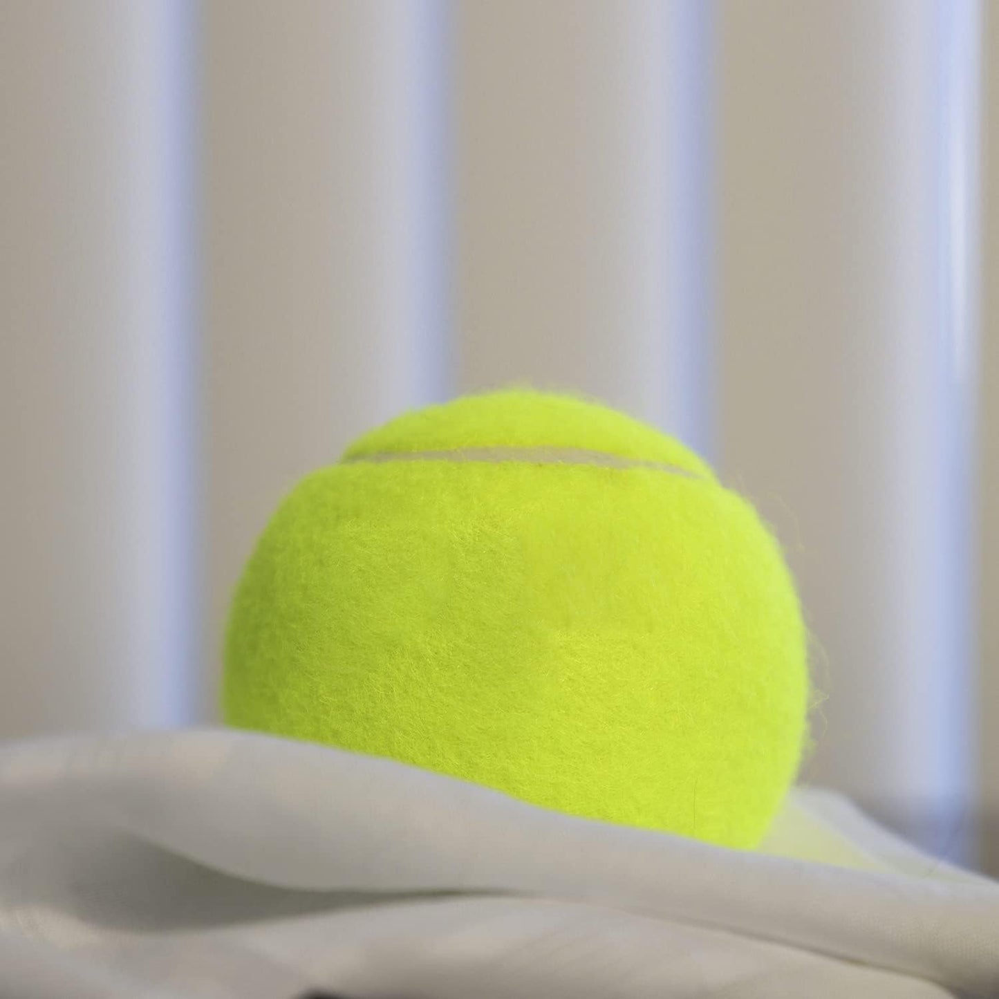 High Altitude Tennis Balls Championship – 6 Pack 18 Balls Yellow - USTA & ITF Approved - Official Ball of The United States Tennis Association Leagues - Natural Rubber for consistent Play