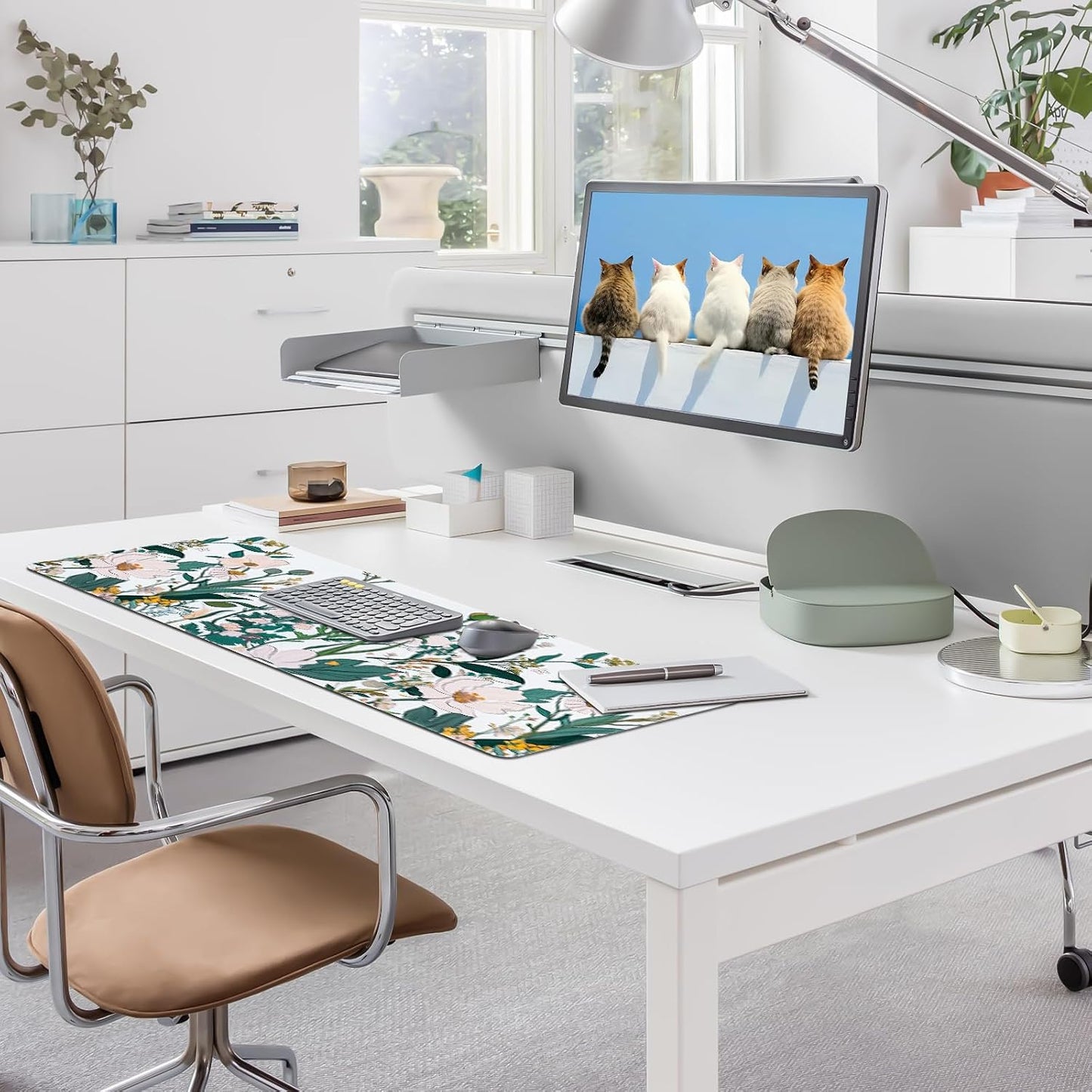 Floral Desk Mat, Desk Matt for Desktop Non-Slip, Large Mouse Pad with Stitched Edges, XL Computer Desk Mat for Women Office Decor (Yellow, 31.5" x 15.7")