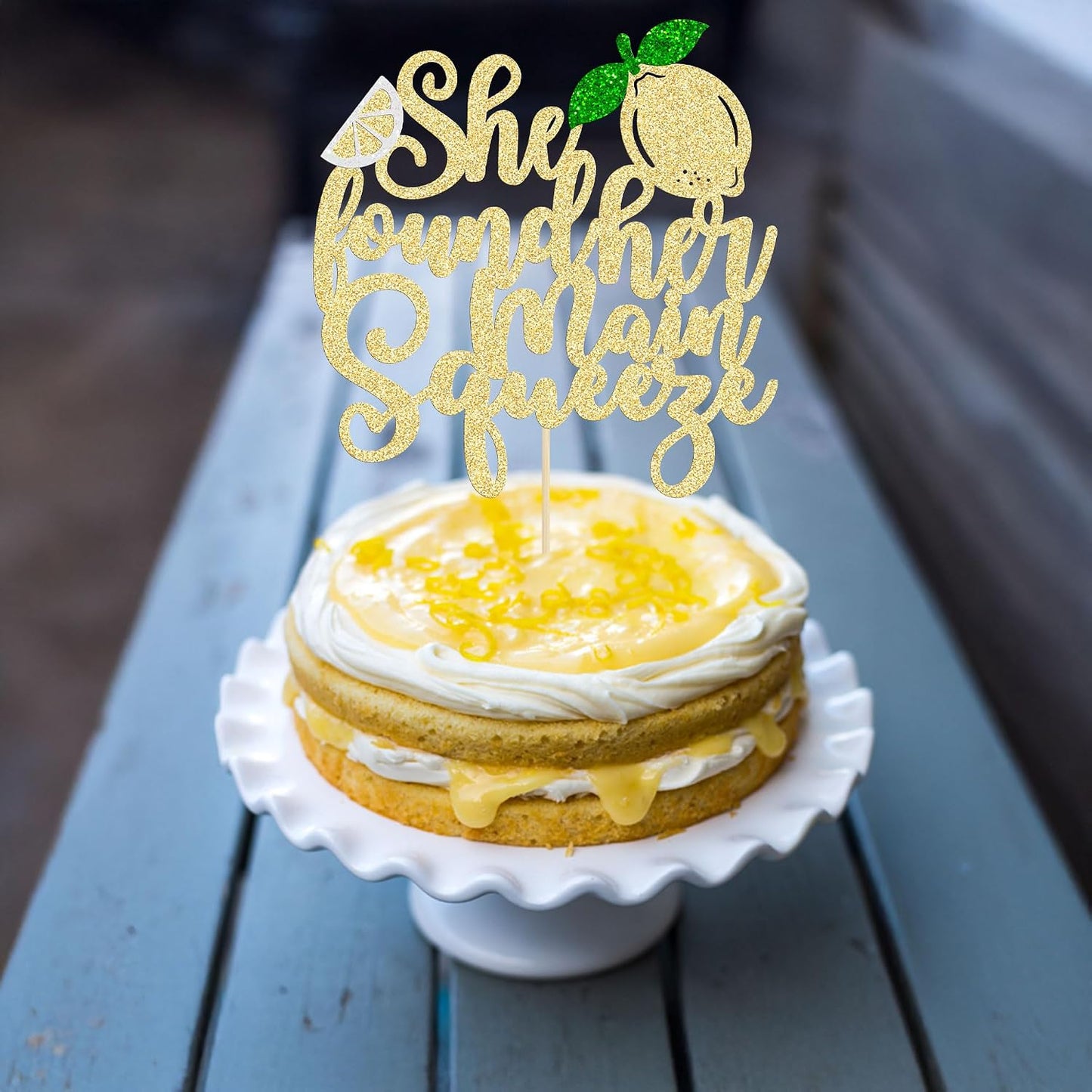 1Pc She Found Her Main Squeeze Cake Topper Glitter Fruit Lemon Bridal Shower Cake Pick Decoration for Lemon Theme Wedding Engagement Bridal Shower Bachelorette Party Supplies Gold