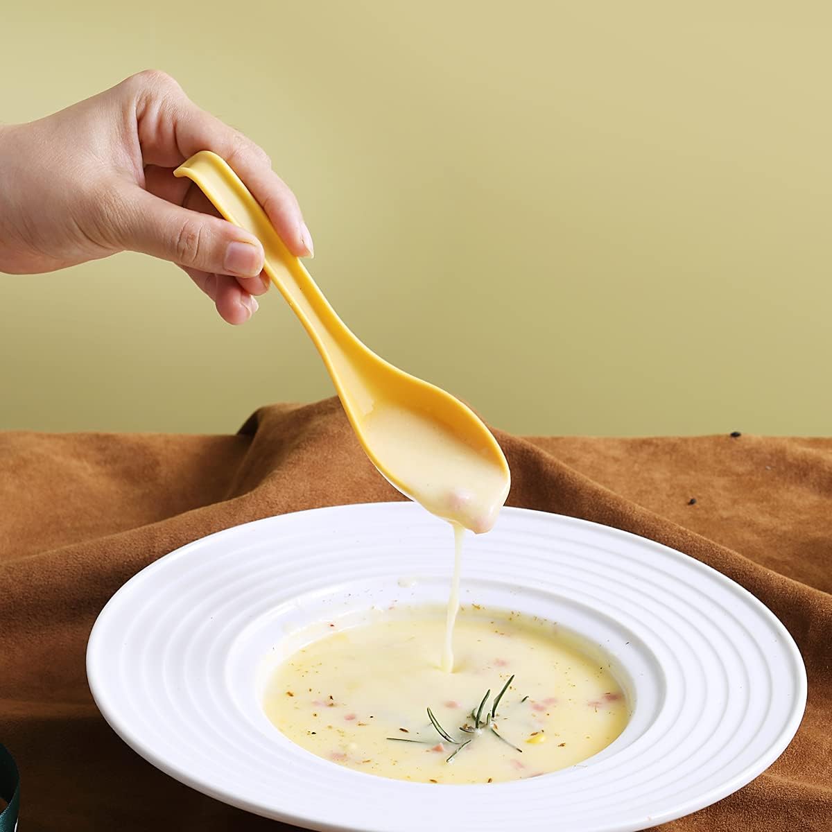 Soup Spoon, ECO Friendly Dinner Spoon,Made of Food Grade PP, BPA Free,Easy Clean,Dishwasher Safe Set of 12(Gold Yellow)