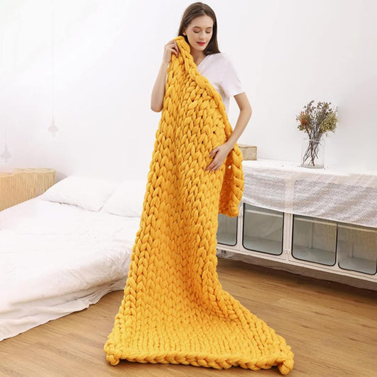 Soft Chunky Knit Blanket Bulky Bed Christmas Edition Hand Knitted with Cozy Thick Merino Wool Bed Throw Home Decor for Sofa Couch Bench Bed,Yellow,60x80cm/23x31in