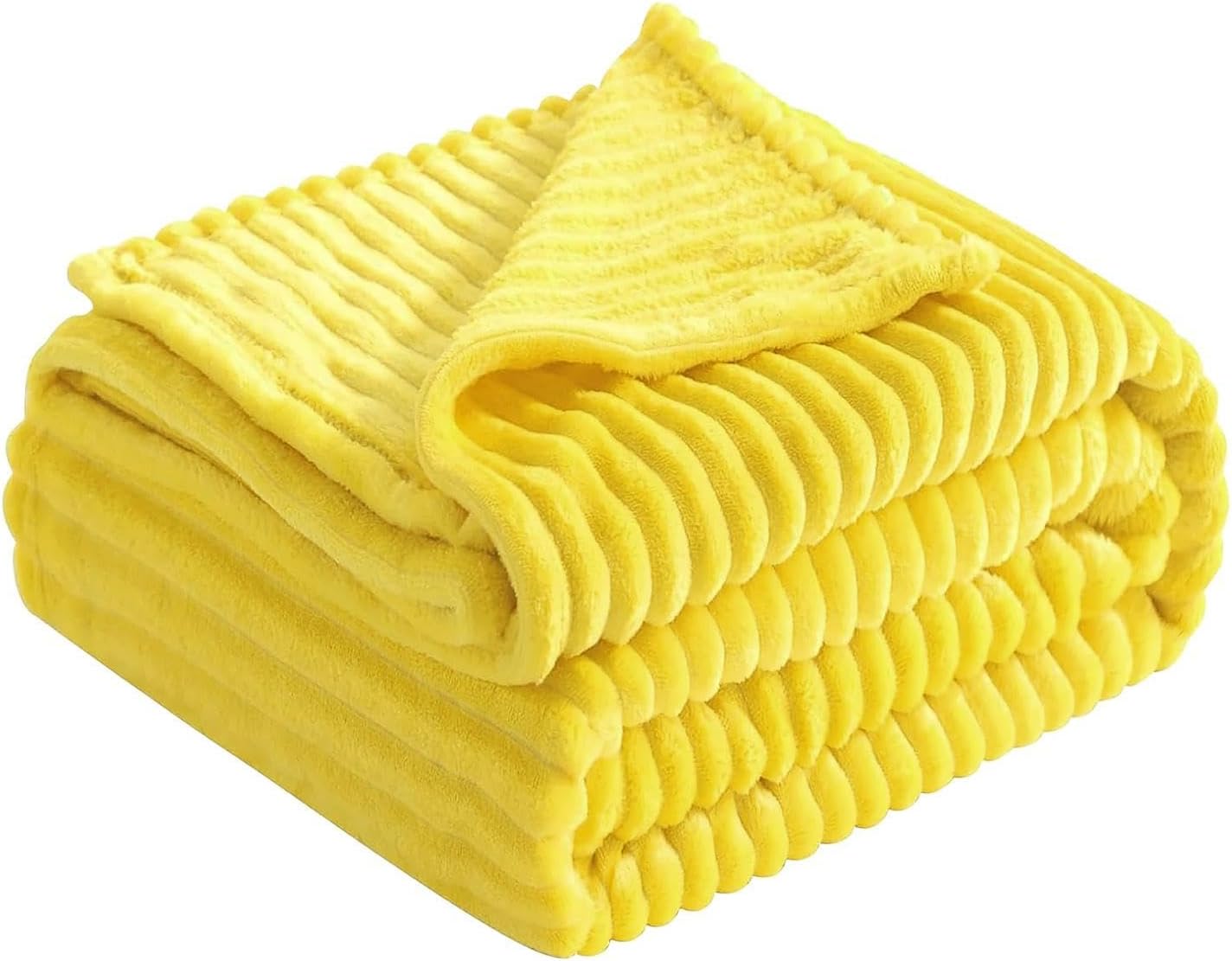 Dog Blanket – Yellow Comfort Throw, Soft Pet Bedding Cover | Machine Washable Fabric Mat for Sofa Bed Cage, Warm Indoor Resting Accessory Use
