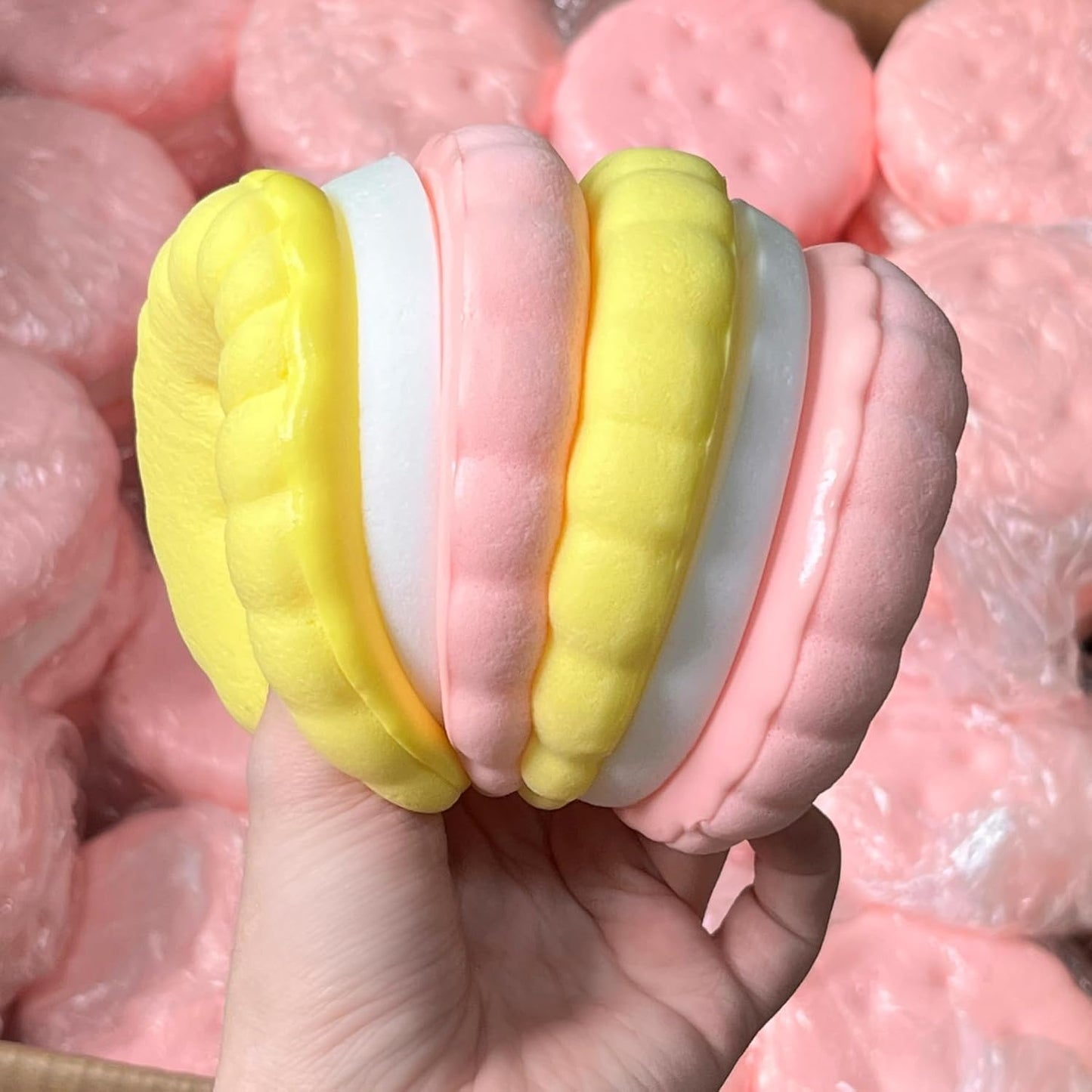 3.5 Inch Slow Rising Squishy Toys, Super Soft Cookie-Shaped Slow Rising Squishies, 3 Layers Realistic Sandwich Cookie Squeeze Toy, Food Squishies for Decompression Stress Relief (Yellow)