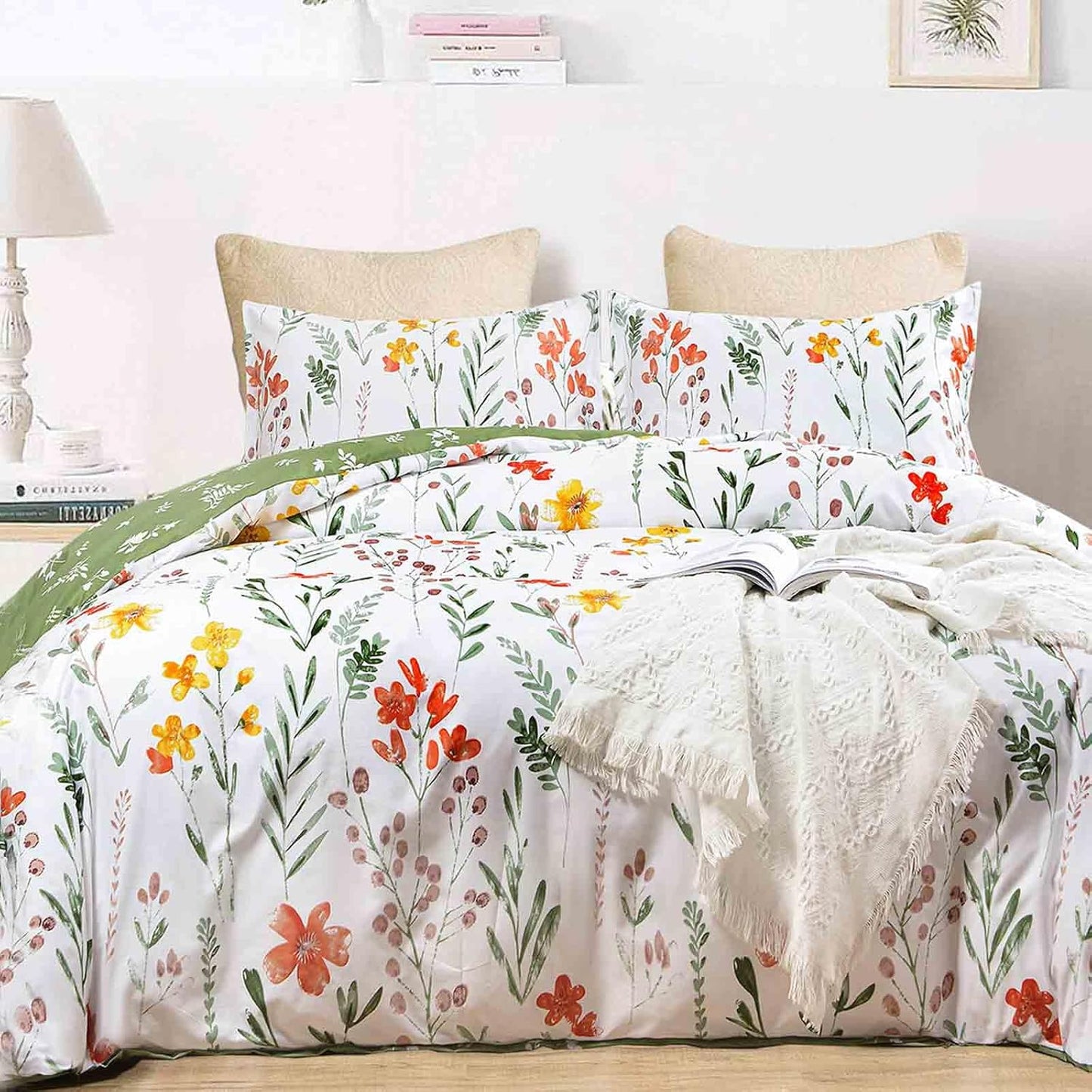 Floral Duvet Cover Queen Size, 3 Pieces Green Leaves Yellow Flowers Botanical Pattern Comforter Cover Set, Soft & Lightweight Microfiber Reversible Quilt Cover for Women 90x90 Inches, White