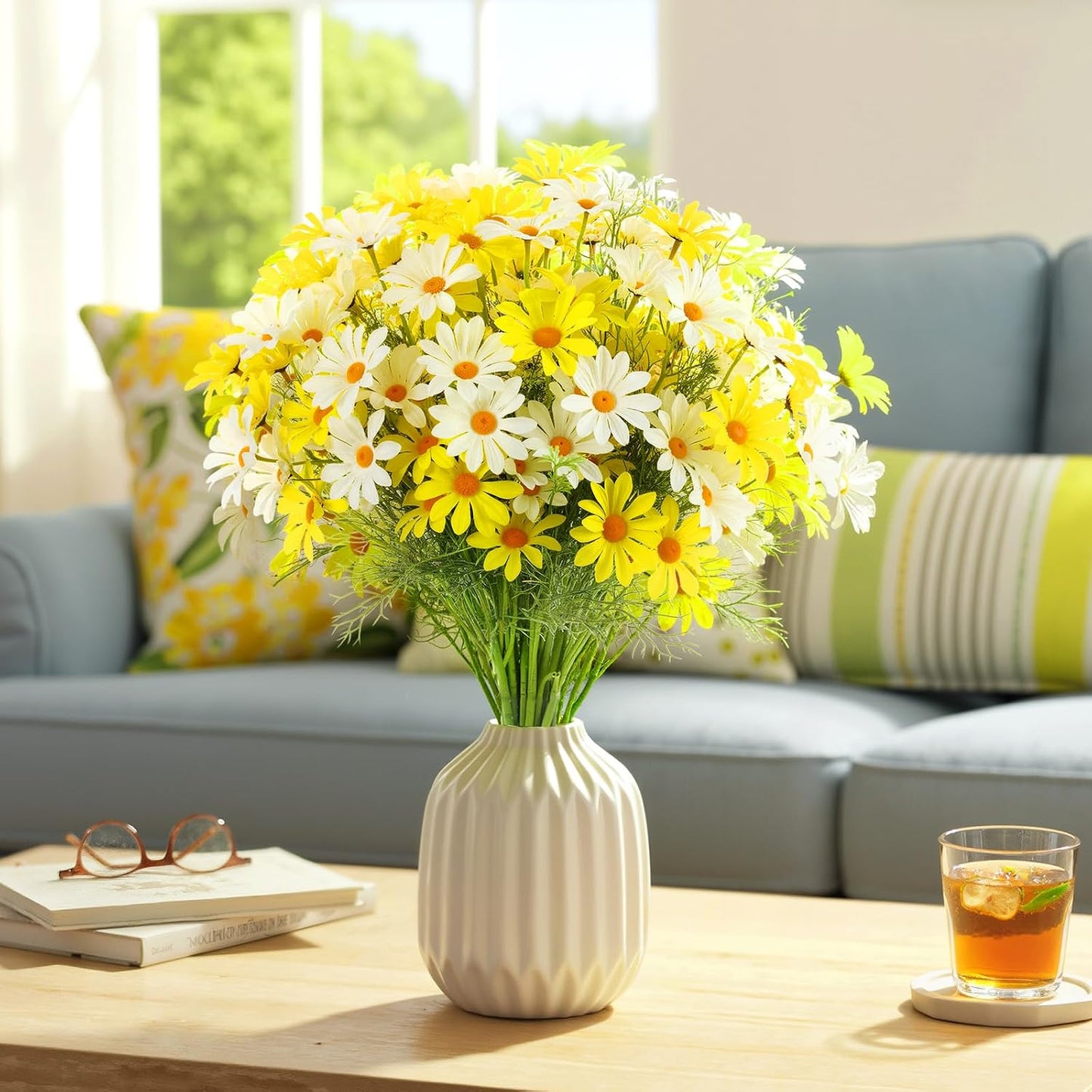 100 Pcs Artificial Daisy Flowers Bulk Realistic Fake Daisies Faux Wildflower Daisy UV Resistant Silk Fake Flowers Plants for Outside Wedding Garden Home Table Decor (White,Yellow)
